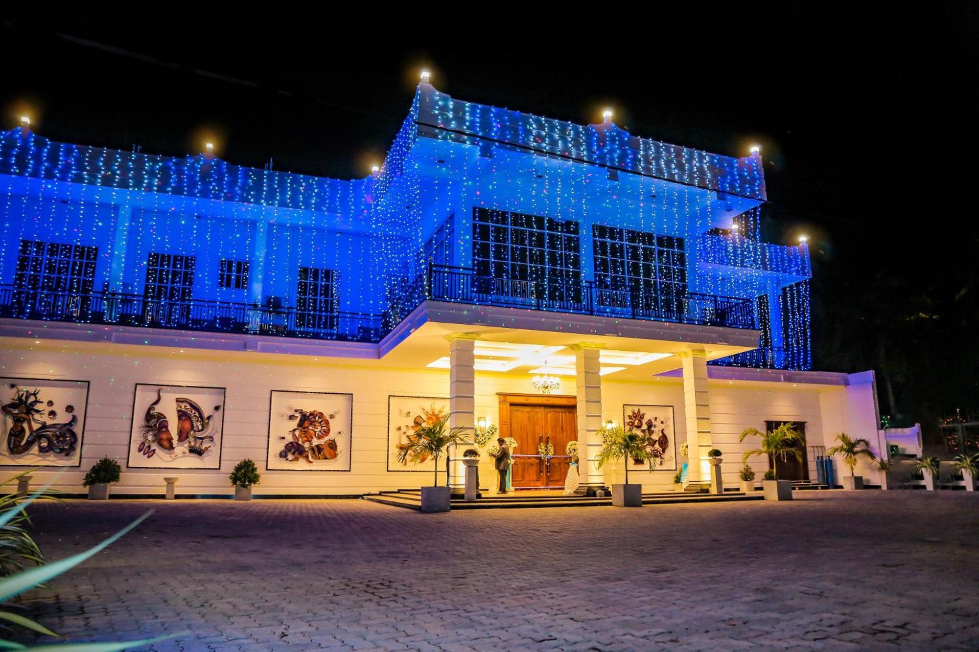 Aurora Banquet And Hotel Chilaw Eksteriør bilde